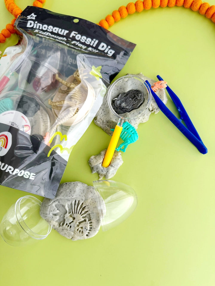Dinosaur Fossil KidDough Play Kit